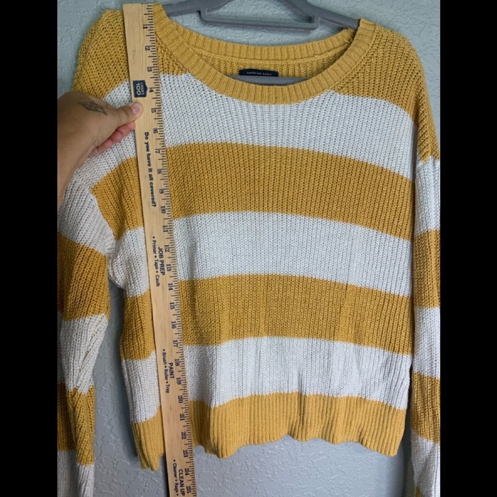 American Eagle yellow and white sweater size L - Picture 6 of 7
